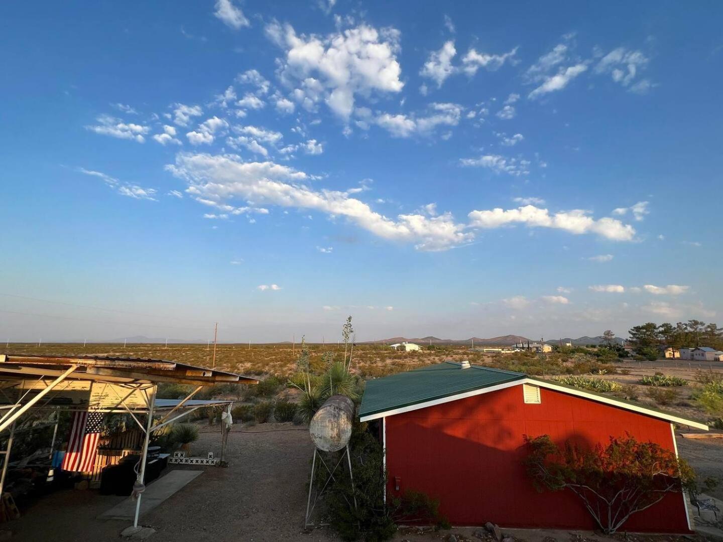 Hole In The Wall Getaway - Usa Mexico Border Bed And Breakfast Columbus Ngoại thất bức ảnh