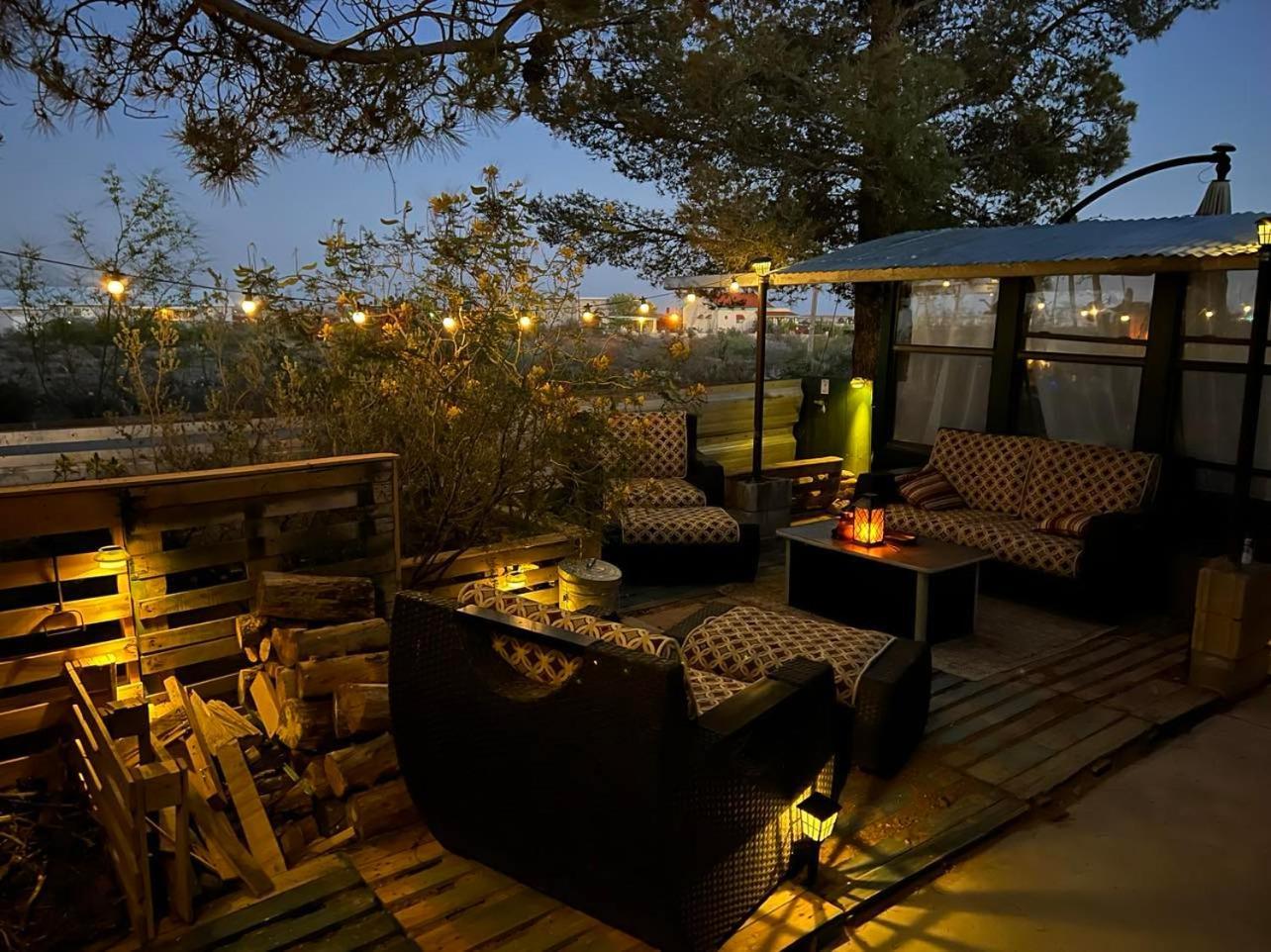 Hole In The Wall Getaway - Usa Mexico Border Bed And Breakfast Columbus Ngoại thất bức ảnh